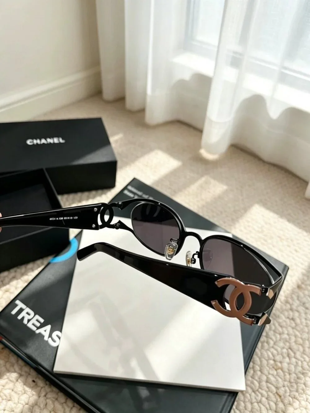 NWT NIB CHANEL CC Logo Oval Sunglasses Black Gold Silver Authentic